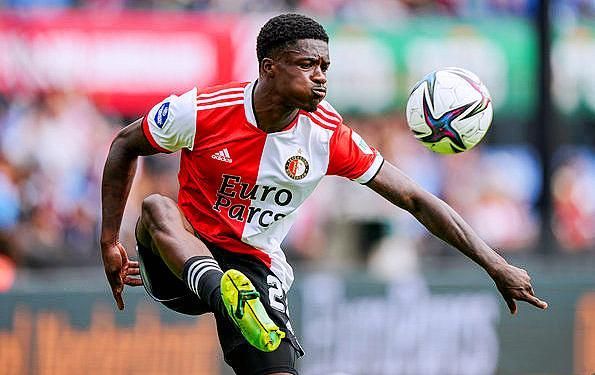 对手中距离 对手中距离